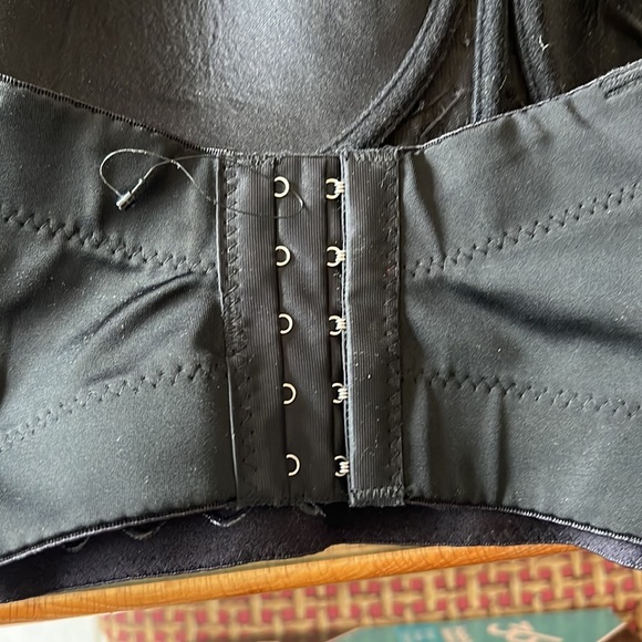 Xxl large gold sudsed bralette - Picture 2 of 2